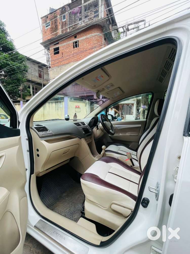 Maruti Suzuki Ertiga Petrol 2013