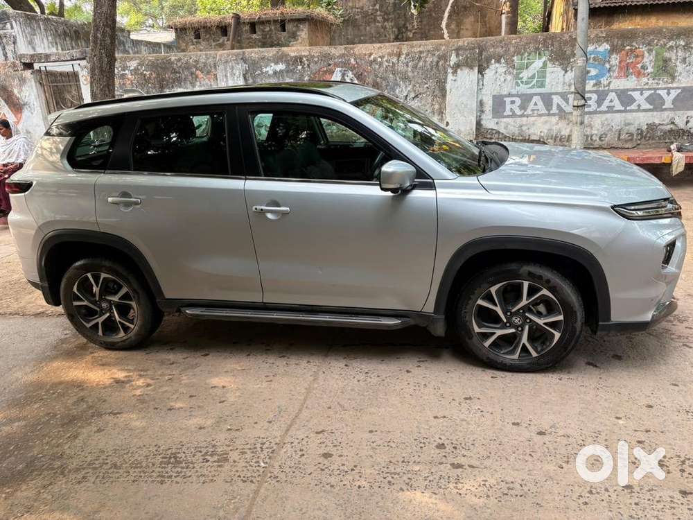 Toyota Urban Cruiser Hyryder 2023 Petrol Well Maintained