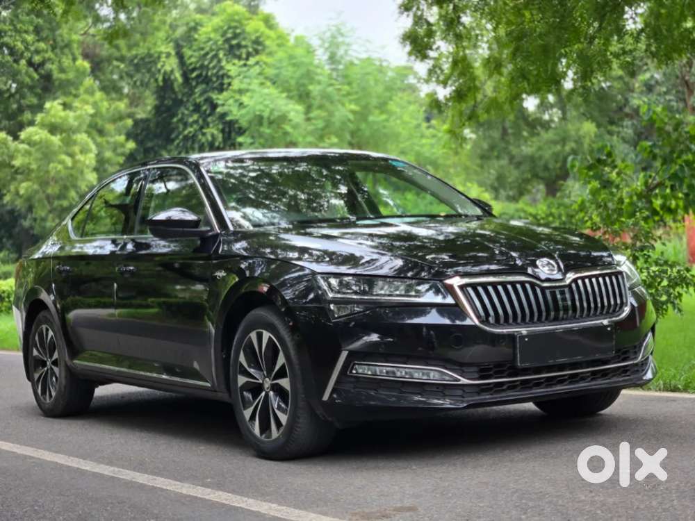 Skoda Superb 2.0 L&k Tsi At, 2023, Petrol