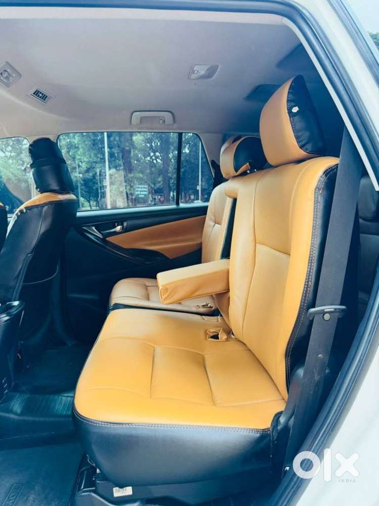 Toyota Innova Crysta 2.4 G Mt, 2021, Diesel