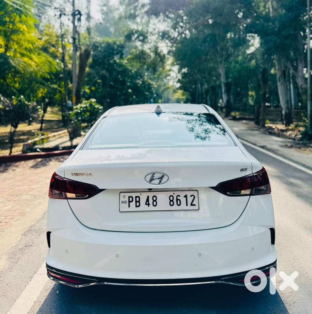 Hyundai Verna 1.5 Sx Petrol Mt, 2021, Petrol