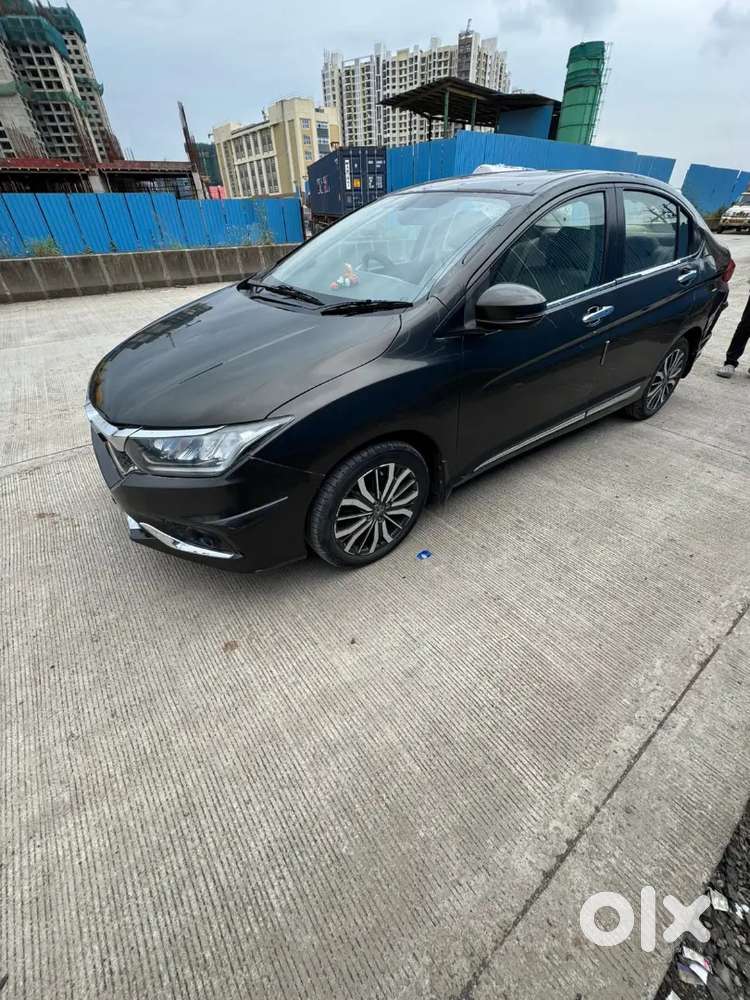 Honda City Vx Cvt 2017 (petrol + Cng, Automatic, Sunroof)