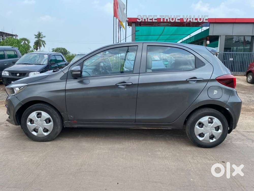 Tata Tiago 1.2 Revotron Xt (o), 2020, Petrol