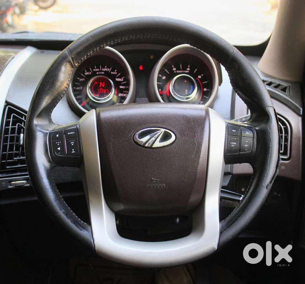 Mahindra Xuv500 At W8 Fwd, 2015, Diesel