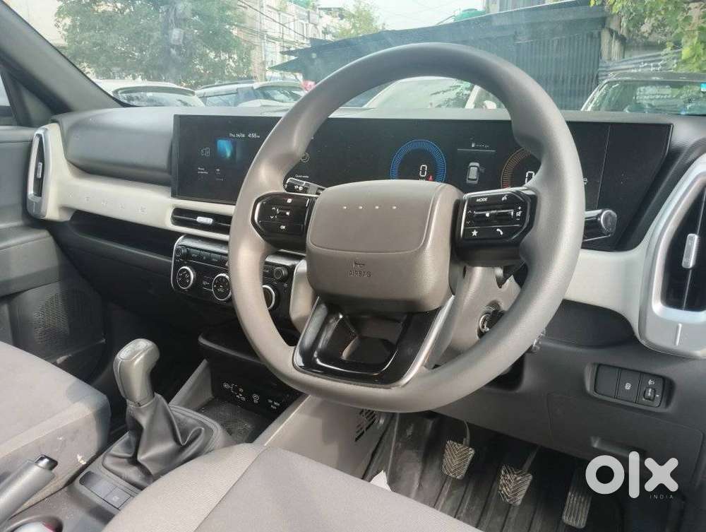 Hyundai New Venue Se, 2025, Petrol