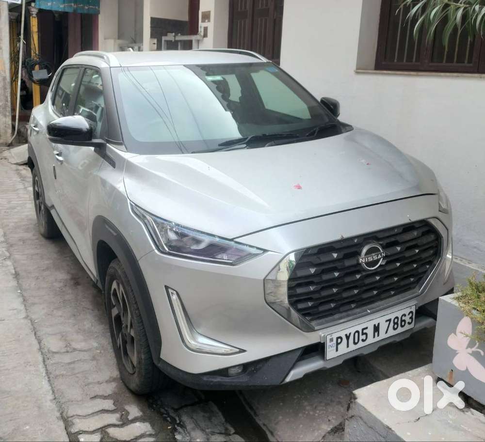 Silver Colour Magnite