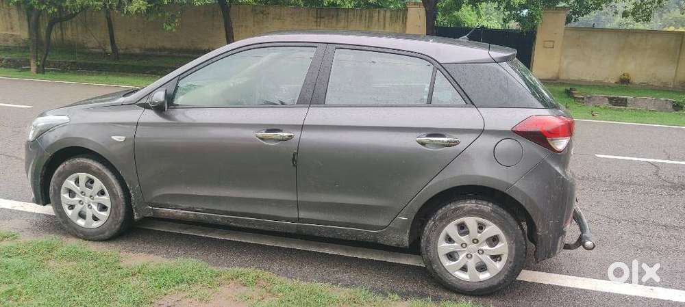 Hyundai Elite I20 Sportz (o) 1.2, 2015, Petrol