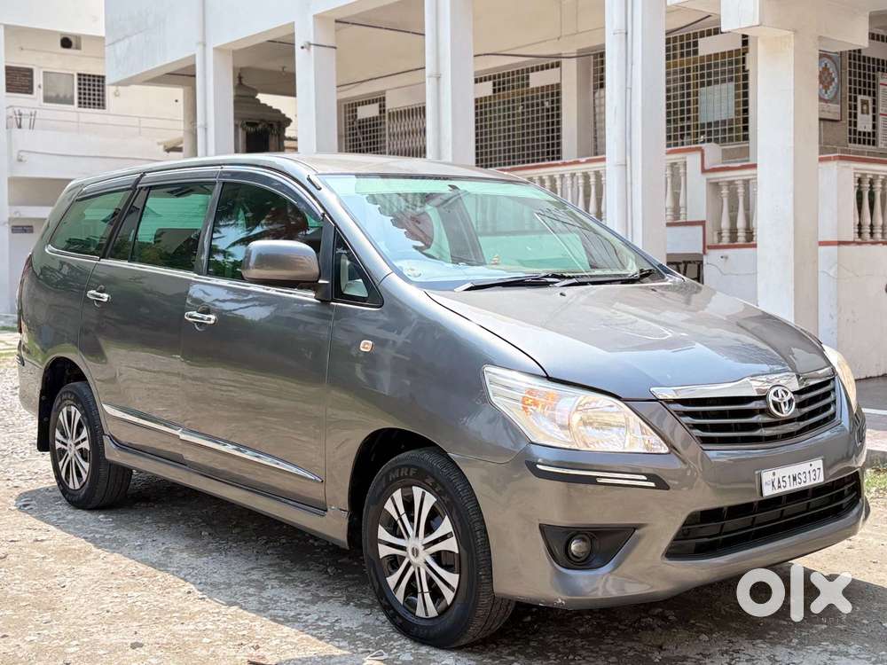 Toyota Innova 2009-2011 2.5 Gx 8 Str, 2012, Diesel