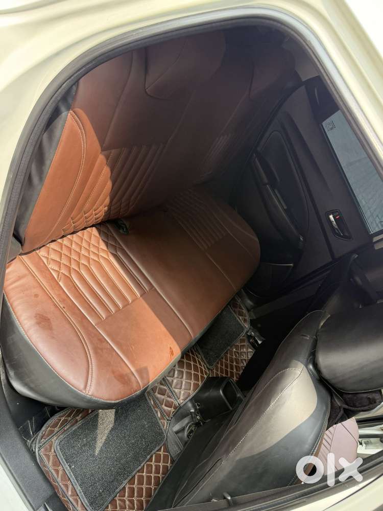 Maruti Suzuki Swift Vxi Optional, 2018, Petrol