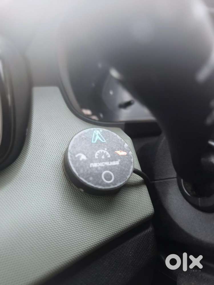 Tata Punch Adv+s 2025