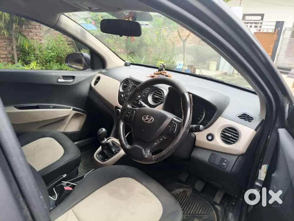 Grand I 10 Asta