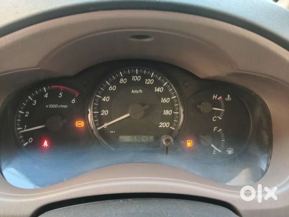 Toyota Innova 2.0 Gx 8 Seater, 2015, Diesel