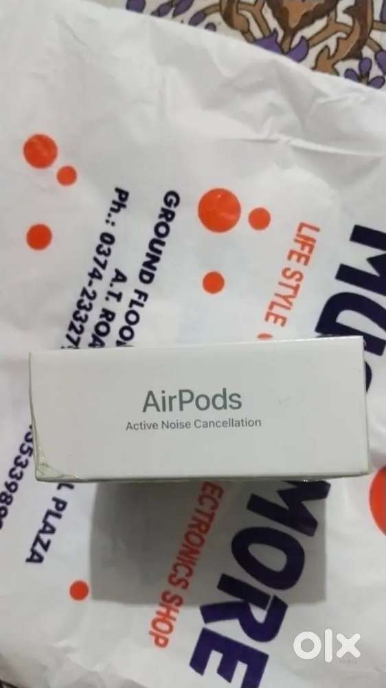 Apple airdopes 4
