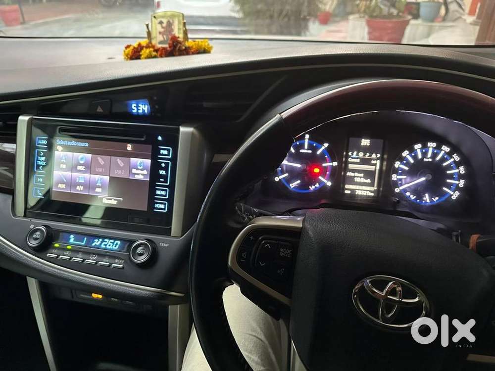 Toyota Innova Crysta 2016