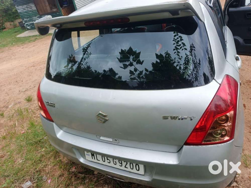Maruti Suzuki Swift Lxi 2010