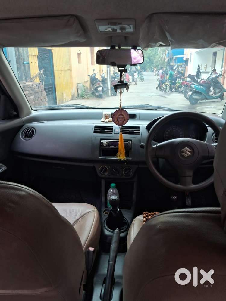 Maruti Suzuki Swift Lxi Bsiv, 2009, Petrol
