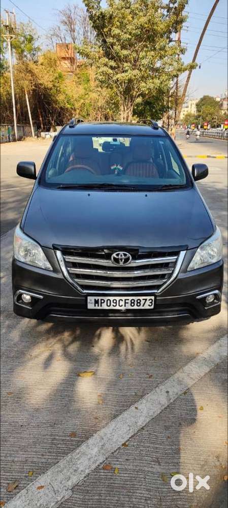 Toyota Innova 2.5 Z Diesel 7 Seater, 2012, Diesel