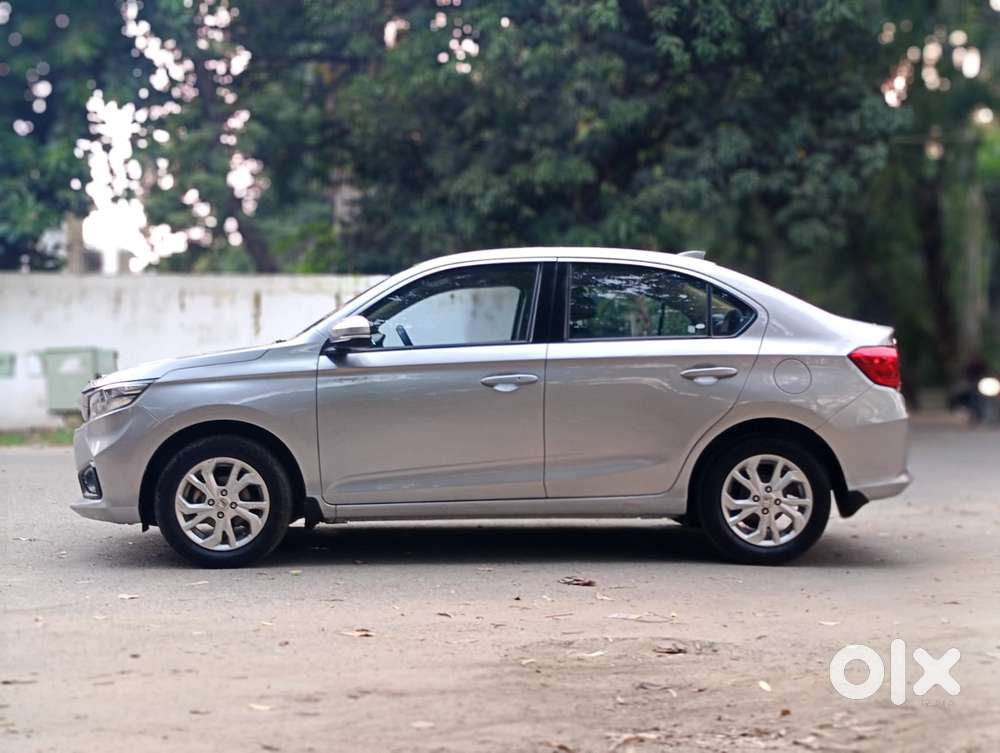 Honda Amaze 2nd Gen Vx, 2021, Petrol