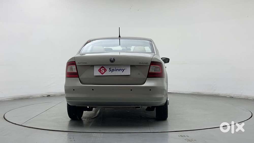 Skoda Rapid 1.6 Ambition Plus Mpi, 2015, Petrol