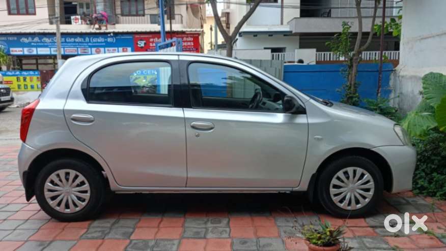 Toyota Etios Liva G, 2012, Petrol
