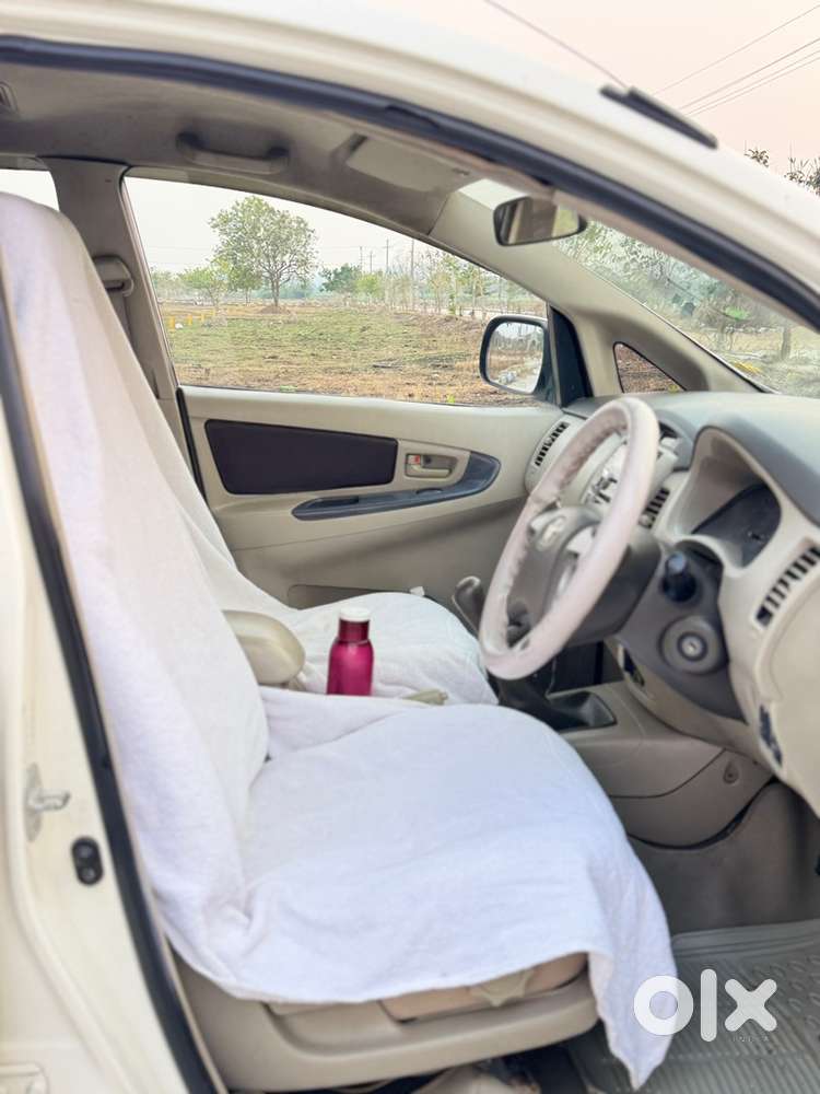 Toyota Innova 2012 Diesel Well Maintained