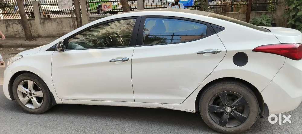 Hyundai New Elantra 2012