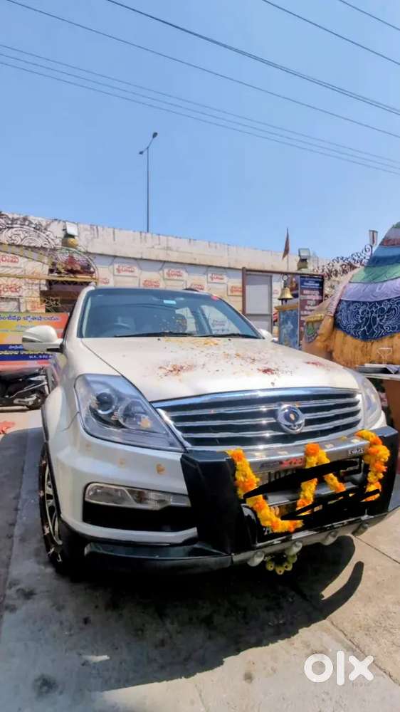 Mahindra Ssangyong Rexton 2015