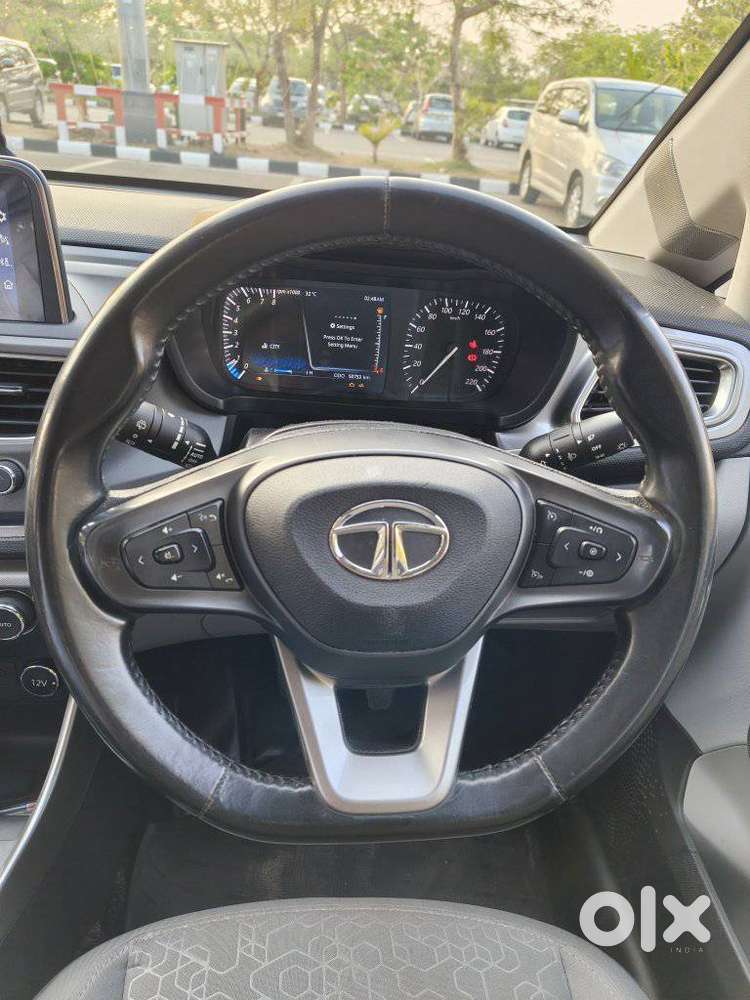 Tata Altroz Xz, 2020, Petrol