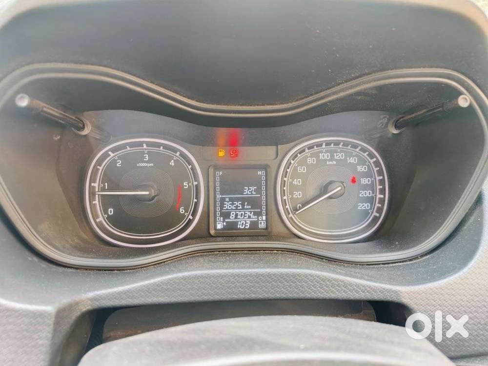 Maruti Suzuki Vitara Brezza Zdi, 2016, Diesel