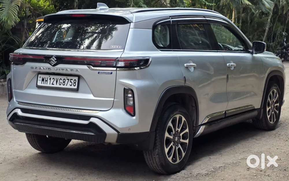 Maruti Suzuki Grand Vitara 1.5 Delta Smart Hybrid At, 2023, Petrol
