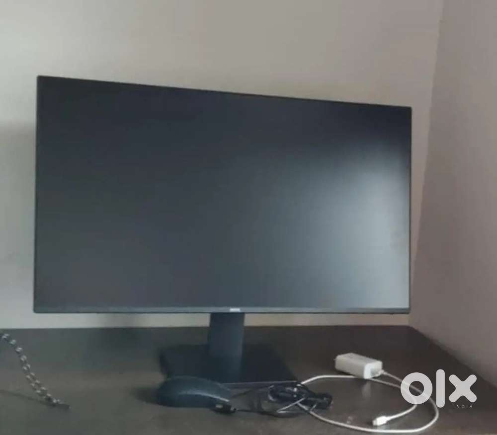 Benq 24 inch monitor brand new (only 3 month old)
