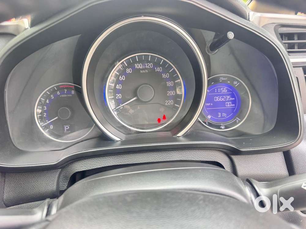 Honda Jazz V Cvt, 2017, Petrol