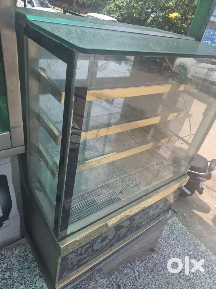 Commercial kitchen bhatti, bain marie, chap counter, gravy machine