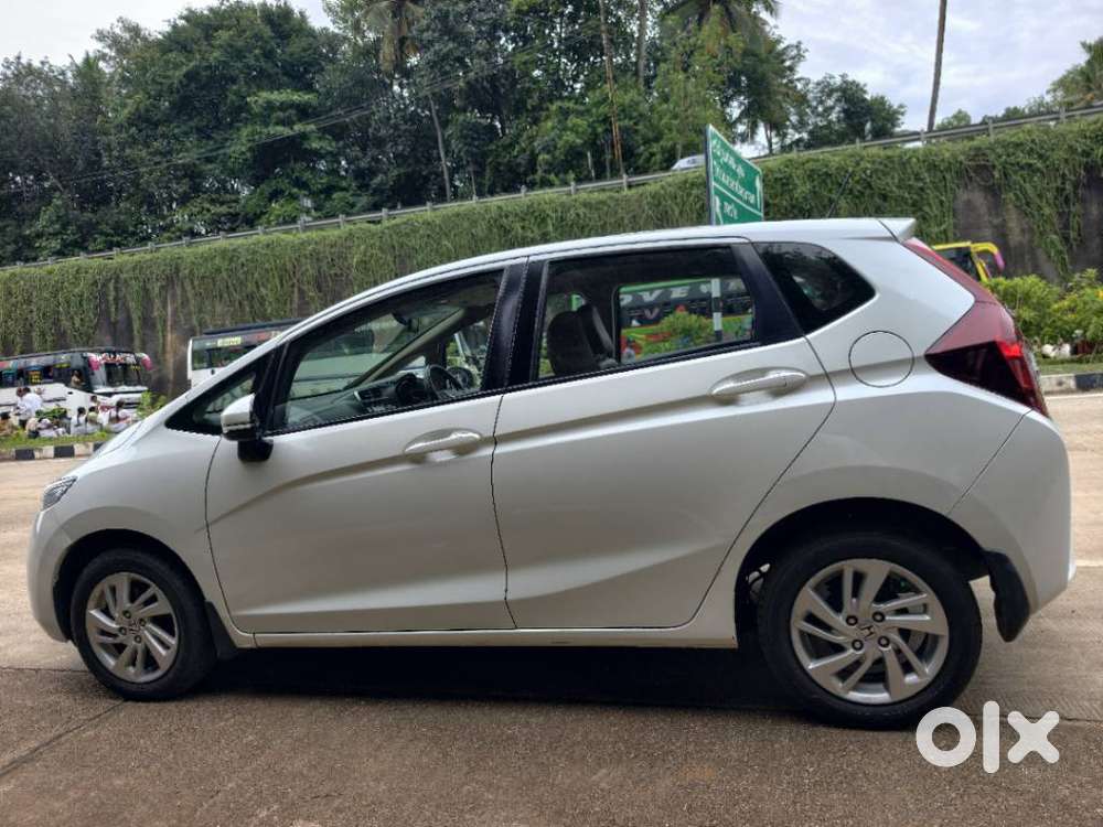 Honda Jazz 1.2 V I Vtec Privilege, 2016, Petrol