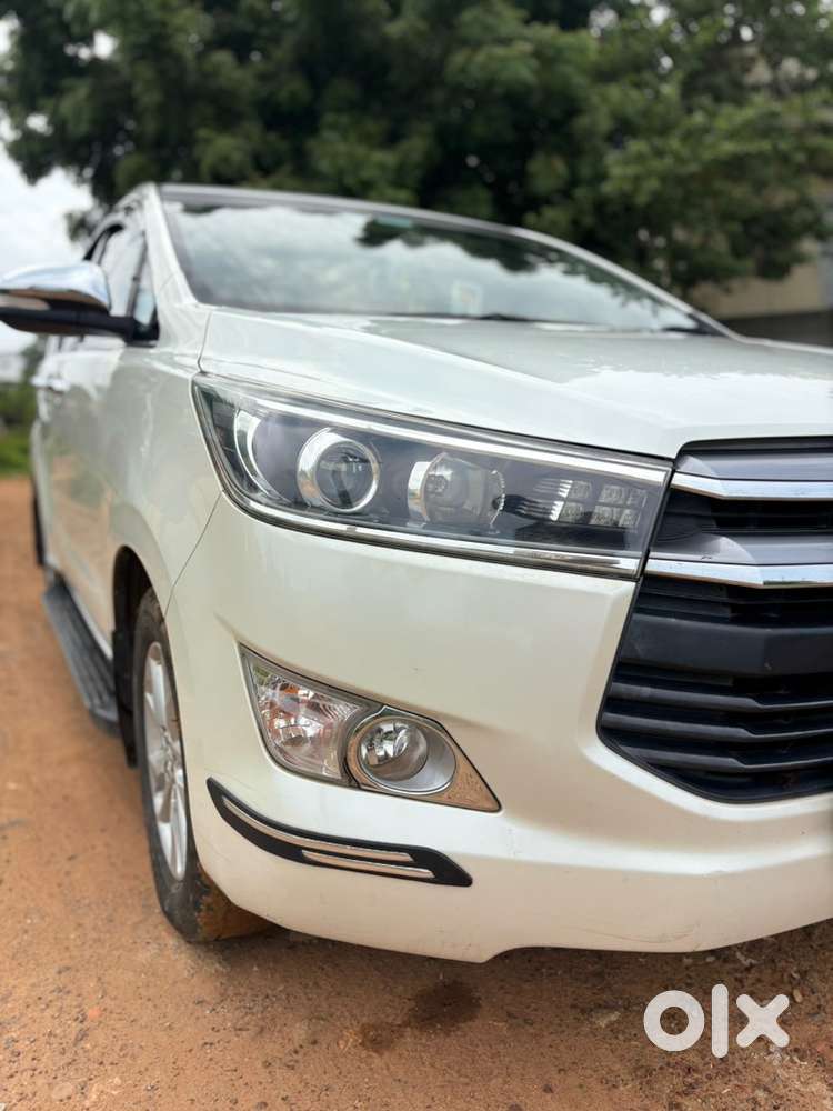 Toyota Innova Crysta 2016 Diesel Manual