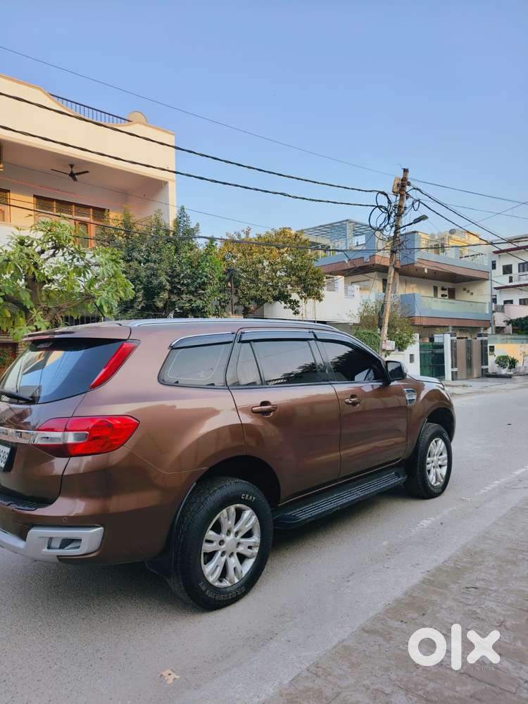 Ford Endeavour 2.2 Trend Mt 4x4, 2017, Diesel