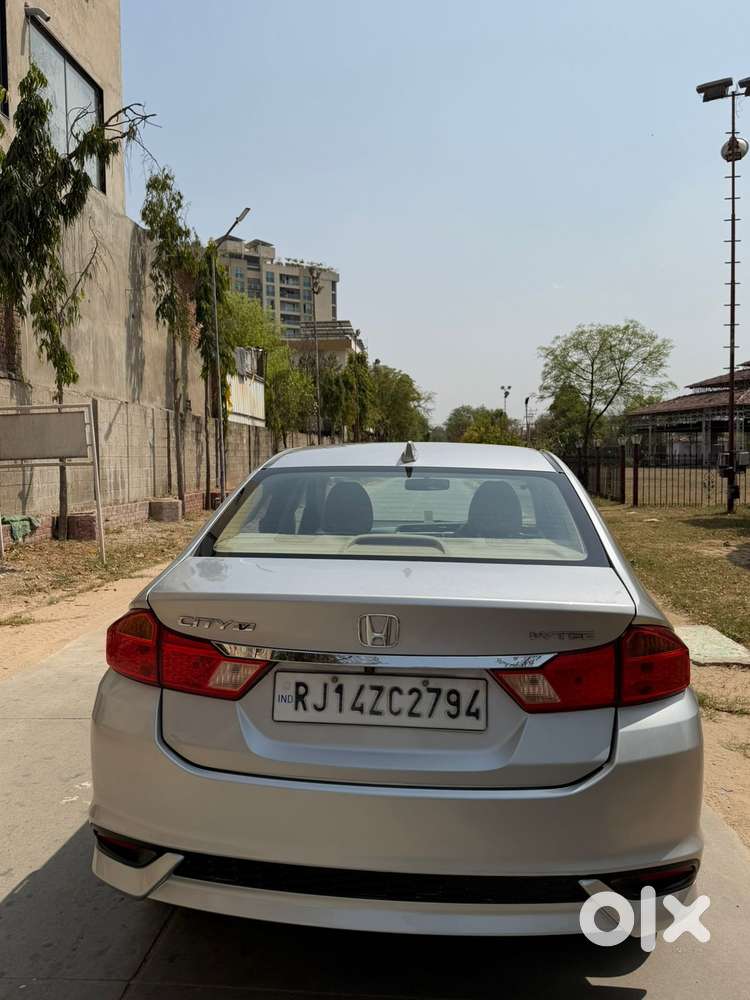 Honda City V At I-vtec, 2018, Petrol