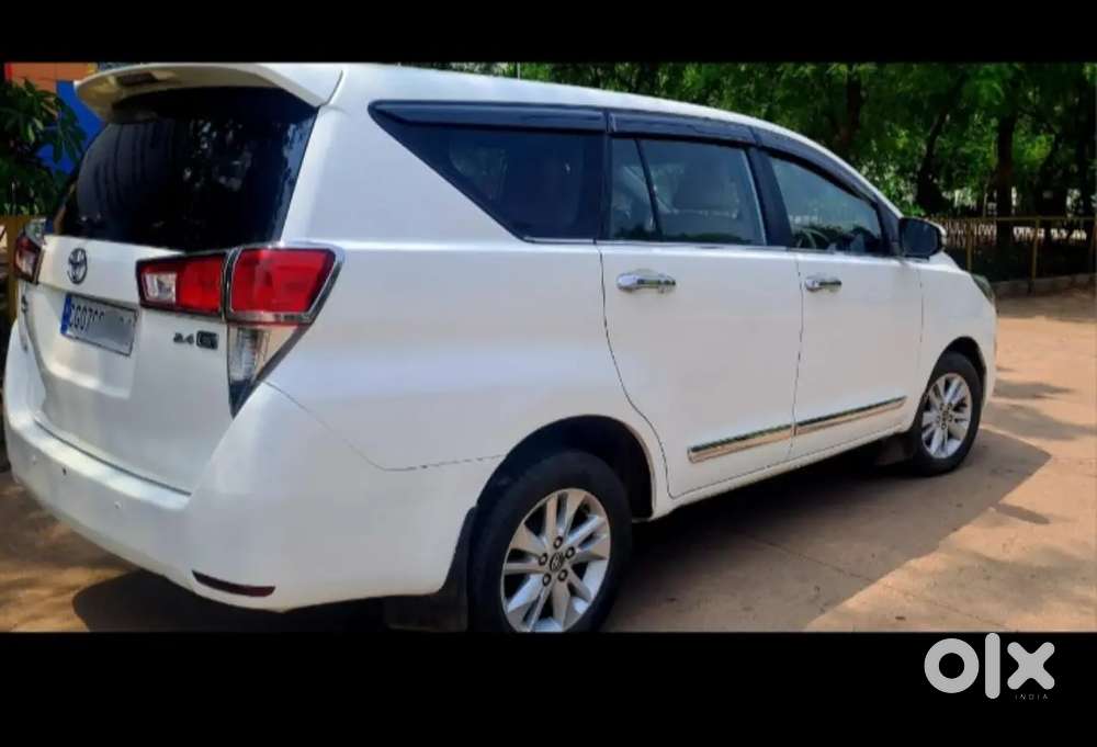 Toyota Innova 2017 Diesel 160000 Km Driven