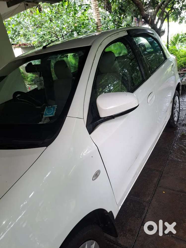 Toyota Etios Liva 2013