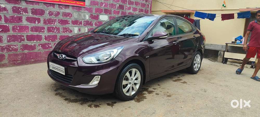 Hyundai Fluidic Verna 2011