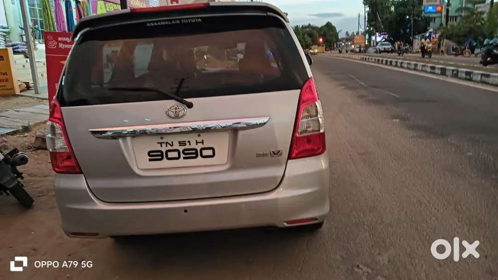 Toyota Innova 2012 Diesel Well Maintained