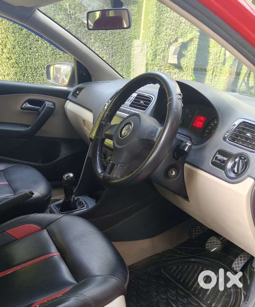 Volkswagen Polo 2014 Diesel 64000 Km Driven