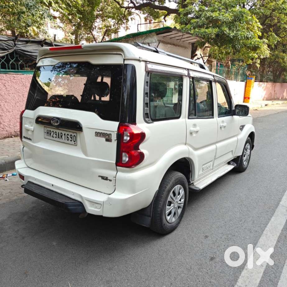 Mahindra Scorpio S3, 2018, Diesel