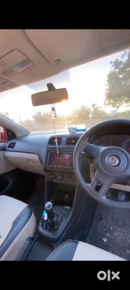 Volkswagen Polo Diesel Manual 2011