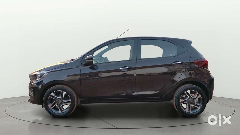 Tata Tiago Xza Plus, 2023, Petrol