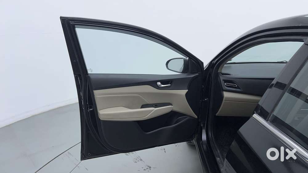 Hyundai Verna 1.5 Sx (o) Vtvt Ivt, 2021, Petrol