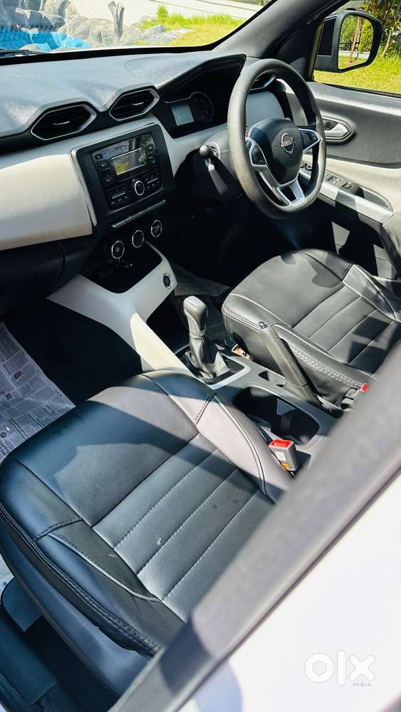 Nissan Magnite Xv Turbo Cvt Red Edition, 2022, Petrol
