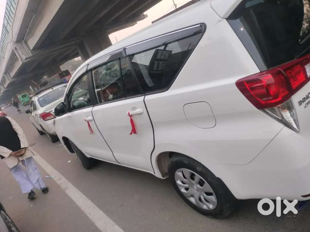 Toyota Innova Crysta G 2026