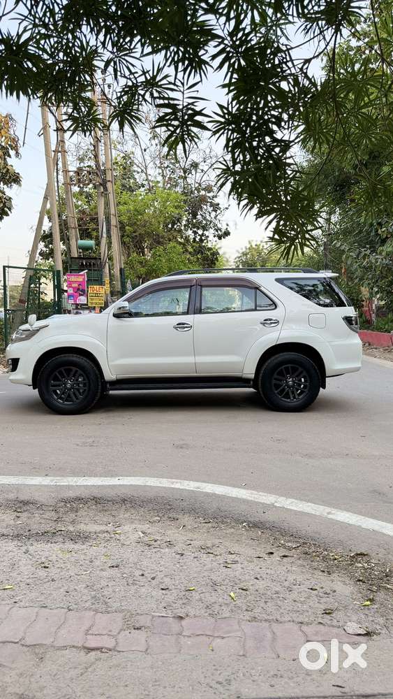 Toyota Fortuner 4x2 Mt 2.8 Diesel, 2016, Diesel