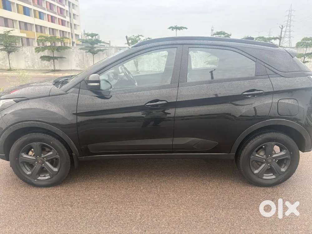 Tata Nexon 1.2 Revotron Xza Plus, 2023, Petrol